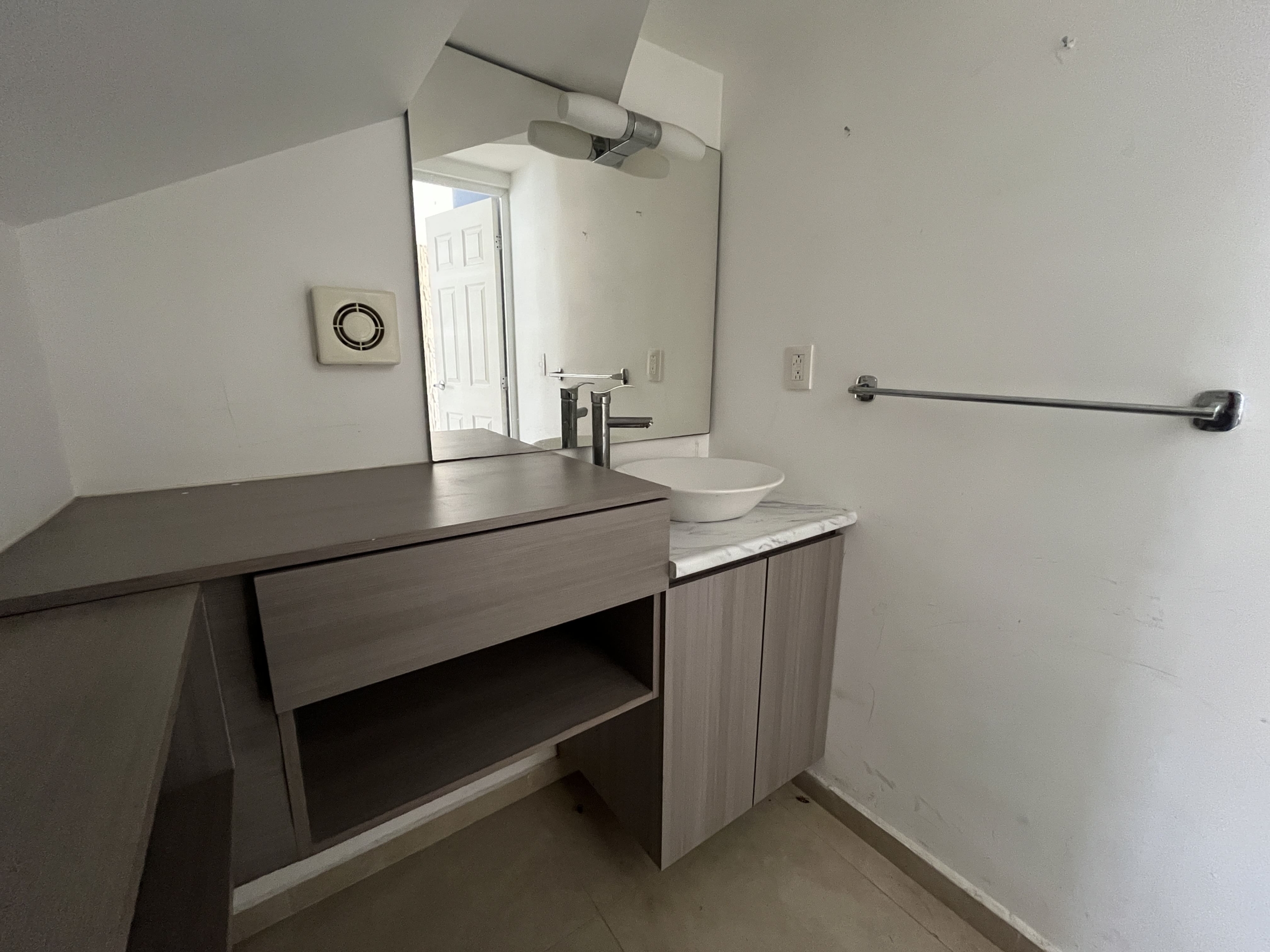 Casa en venta en Bosques de San Juan, San Juan del Rio, Qro. (Casa Bosques)