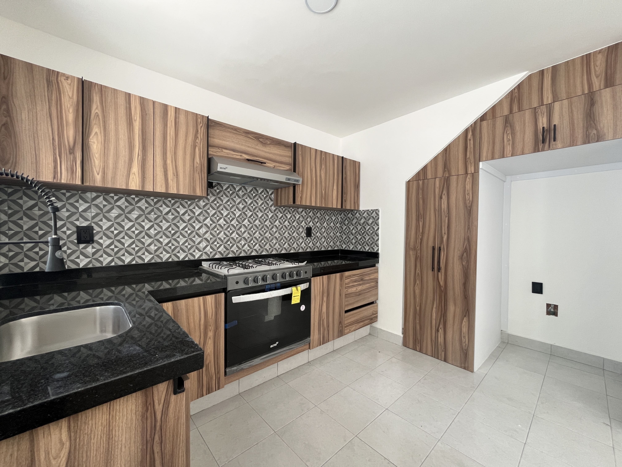 Casa en venta en Bosques de San Juan, San Juan del Rio, Qro. (Casa Cedros)