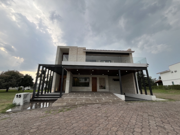 Casa en venta en San Gil, San Juan del Río, Qro. (Casa Verónica)