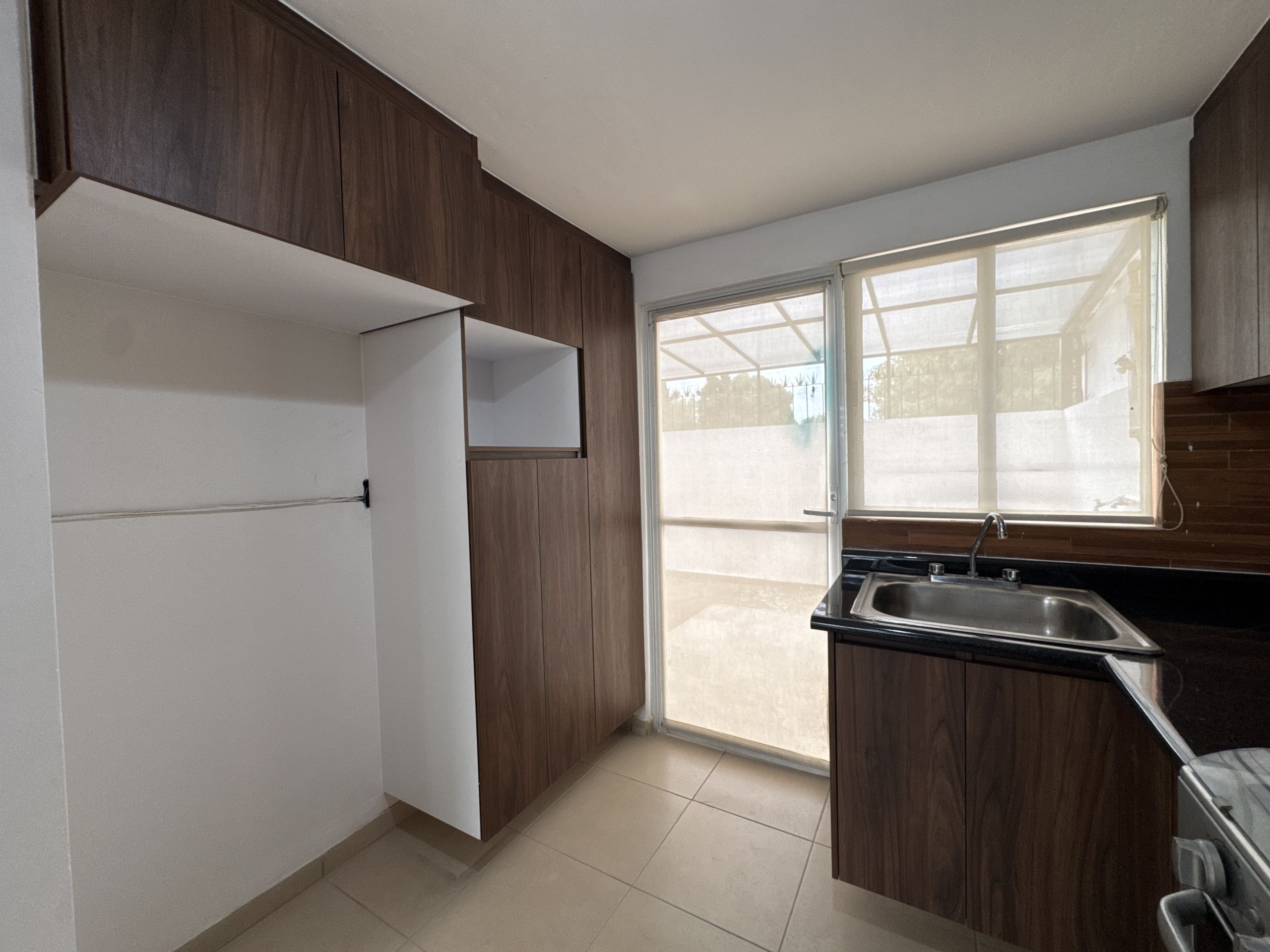 Casa en renta en La Rioja, San Juan del Rio, Qro.